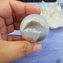 Load image into Gallery viewer, Druzy Agate Sphere "M"