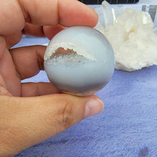 Load image into Gallery viewer, Druzy Agate Sphere "M"