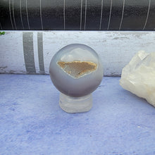 Load image into Gallery viewer, Druzy Agate Sphere "I"