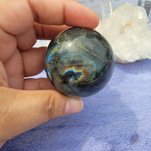 Load image into Gallery viewer, Labradorite Sphere "A"