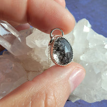 Load image into Gallery viewer, Garden Quartz Necklace (ACG Necklace Design)