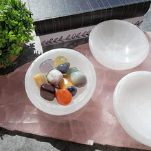Load image into Gallery viewer, Round Selenite Bowl - Small