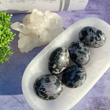 Load image into Gallery viewer, Indigo Gabbro Palm Stones