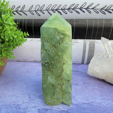 Load image into Gallery viewer, Prehnite Tower "S"
