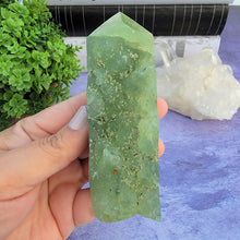 Load image into Gallery viewer, Prehnite Tower "S"
