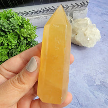 Load image into Gallery viewer, Honey Calcite Tower "E"