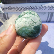 Load image into Gallery viewer, Moss Agate Skull "I"