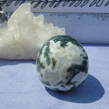 Load image into Gallery viewer, Moss Agate Skull "A"