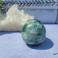 Load image into Gallery viewer, Moss Agate Skull "C"