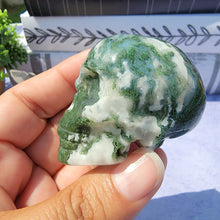 Load image into Gallery viewer, Moss Agate Skull "F"