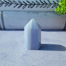 Load image into Gallery viewer, Blue Lace Agate Tower "L"