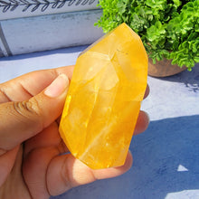 Load image into Gallery viewer, Golden Healer Tower "I"