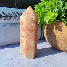 Load image into Gallery viewer, Sunstone Tower "O"