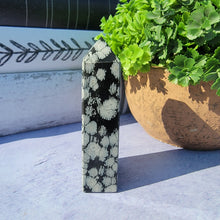 Load image into Gallery viewer, Snowflake Obsidian Tower "K"