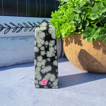 Load image into Gallery viewer, Snowflake Obsidian Tower "K"