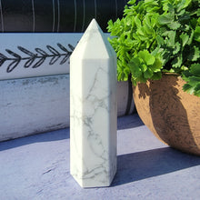 Load image into Gallery viewer, Howlite Tower "C"