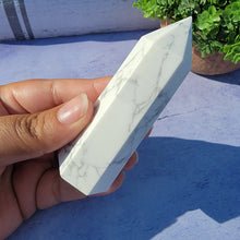 Load image into Gallery viewer, Howlite Tower "C"