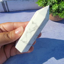 Load image into Gallery viewer, Howlite Tower "C"