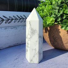 Load image into Gallery viewer, Howlite Tower "H"