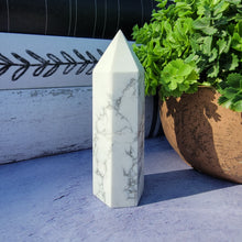 Load image into Gallery viewer, Howlite Tower "H"