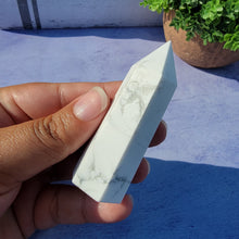 Load image into Gallery viewer, Howlite Tower "X"