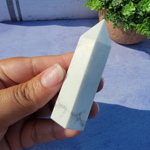 Load image into Gallery viewer, Howlite Tower "X"