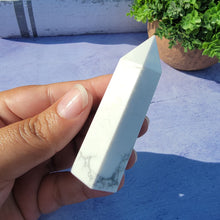 Load image into Gallery viewer, Howlite Tower "X"