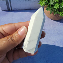 Load image into Gallery viewer, Howlite Tower "X"