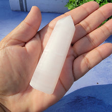 Load image into Gallery viewer, Mangano Calcite Tower "K"