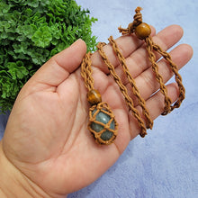Load image into Gallery viewer, Brown Macramé Necklaces