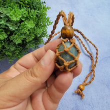 Load image into Gallery viewer, Brown Macramé Necklaces