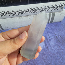 Load image into Gallery viewer, Yttrium Fluorite Tower "Q"