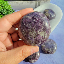 Load image into Gallery viewer, Lepidolite Palm Stones