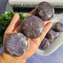 Load image into Gallery viewer, Lepidolite Palm Stones