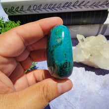 Load image into Gallery viewer, Chrysocolla Palm Stone &quot;D&quot;