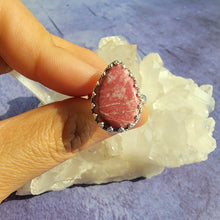 Load image into Gallery viewer, Thulite Ring - Size 7 (ACG Ring Design)