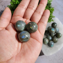 Load image into Gallery viewer, Labradorite Mini Spheres