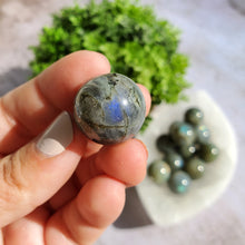 Load image into Gallery viewer, Labradorite Mini Spheres