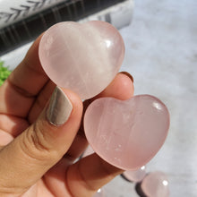 Load image into Gallery viewer, Rose Quartz Hearts