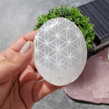 Load image into Gallery viewer, Flower of Life Selenite Palm Stones