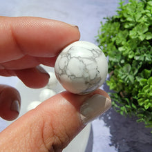 Load image into Gallery viewer, Howlite Mini Spheres