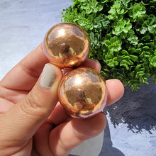 Load image into Gallery viewer, Copper Mini Spheres