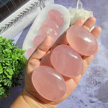 Load image into Gallery viewer, Rose Quartz Palm Stones