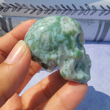 Load image into Gallery viewer, Moss Agate Skull &quot;D&quot;