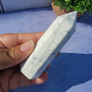 Howlite Tower "D"