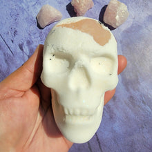 Load image into Gallery viewer, Skull Bath Bomb with Raw Rose Quartz