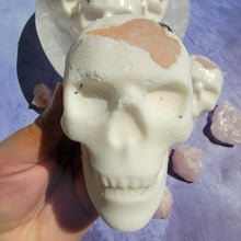 Load image into Gallery viewer, Skull Bath Bomb with Raw Rose Quartz