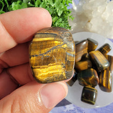 Load image into Gallery viewer, Tiger&#39;s Eye Tumbled Stones