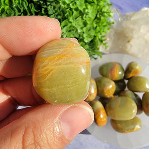 Green Onyx Tumbled Stones