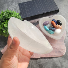 Load image into Gallery viewer, Heart Selenite Bowl - Large